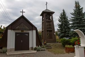 Belfry, chapel and calvary in Jánkahegy