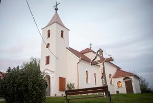 ELKÉSZÜLT A BAZITAI TEMPLOM FELÚJÍTÁSA